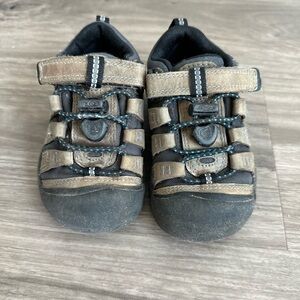 KEEN TODDLER NEWPORT SHOE GREY BLUE SIZE 8